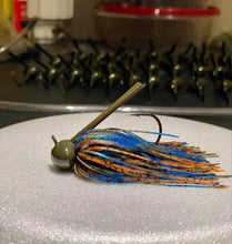 Load image into Gallery viewer, Pro Series Football - Teamknowfish Tackle